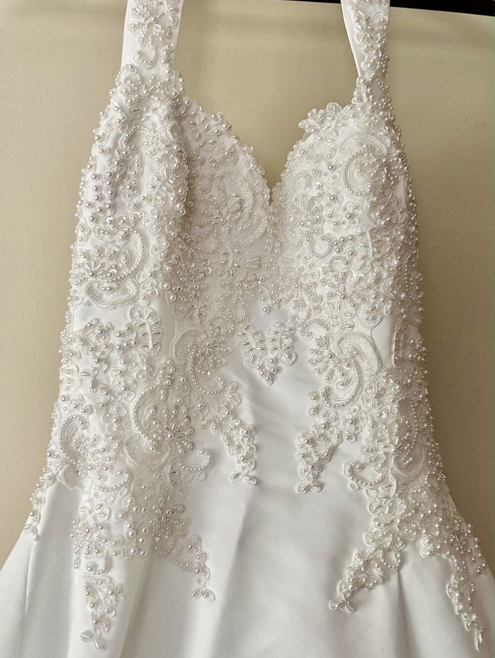 David's Bridal White Lace Halter Ball Gown, Full Skirt w Detachable Beaded Train